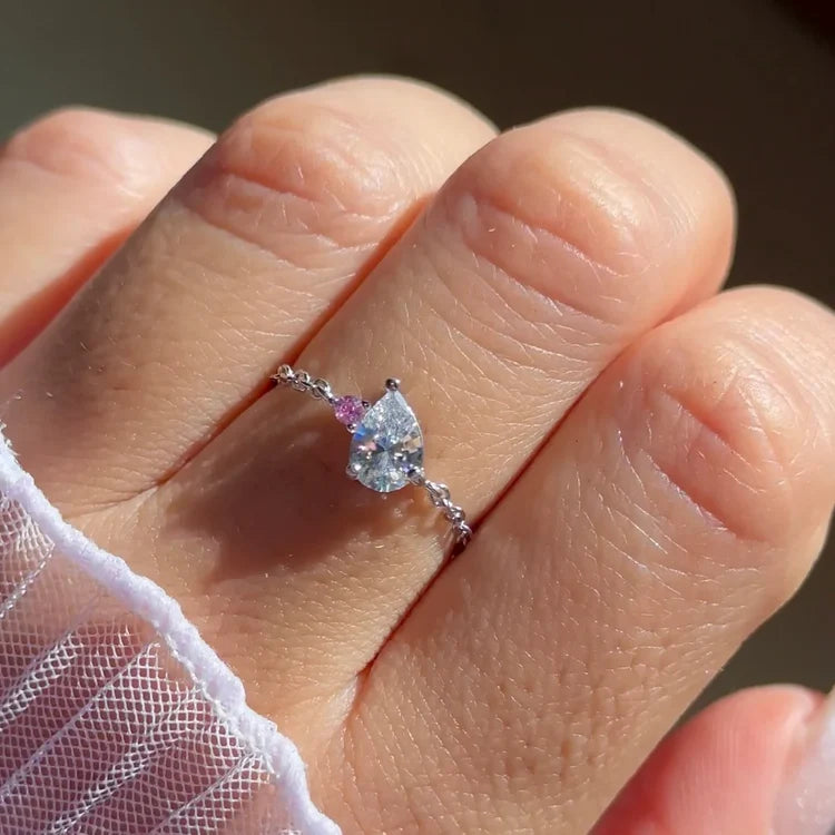 Pear Cut Chain Ring | Elegant Crystal Ring for Women