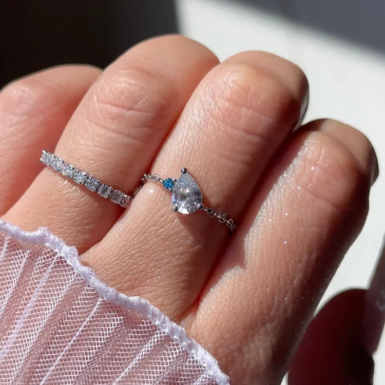 Pear Cut Chain Ring | Elegant Crystal Ring for Women